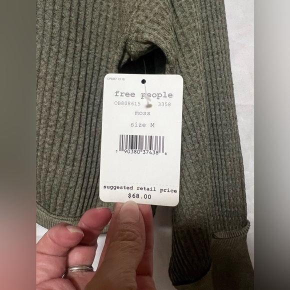 NWT We The Free Free People Women's South Side Thermal Top Moss Green Sweater - Picture 7 of 11